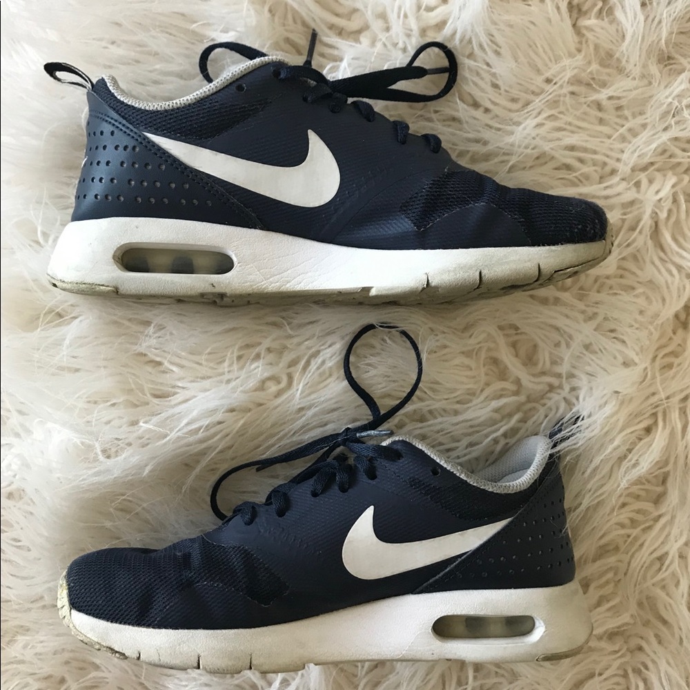 Nike AirMax sneaker